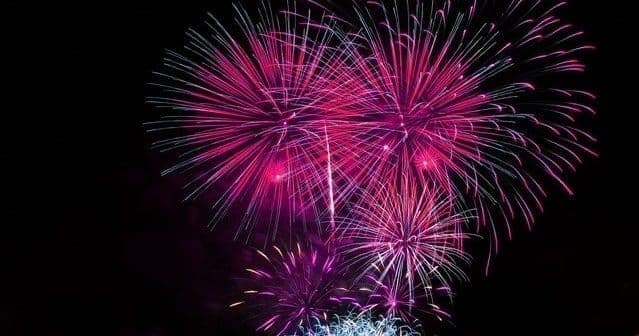 La Notte Rosa 2025 a Rimini: il battito dell’estate italiana