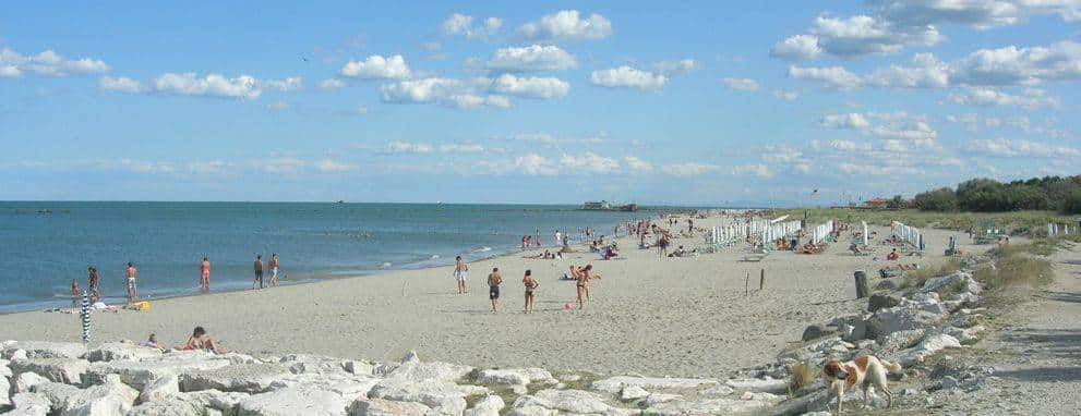 Spiaggia libera sui lidi di Ravenna