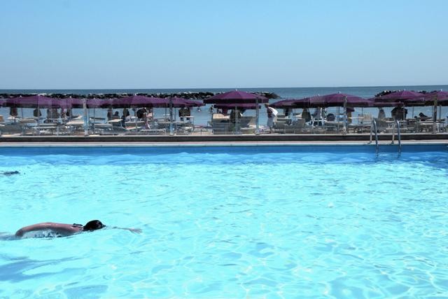 hotel classic lidi  piscina1